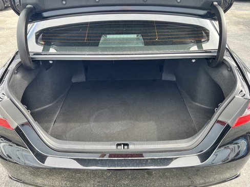 Used 2022 Toyota Camry SE image 36