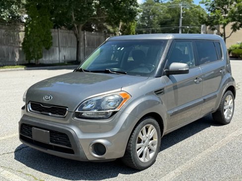 Used 2013 Kia Soul + image 3