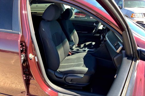 Used 2020 Kia Optima LX image 8