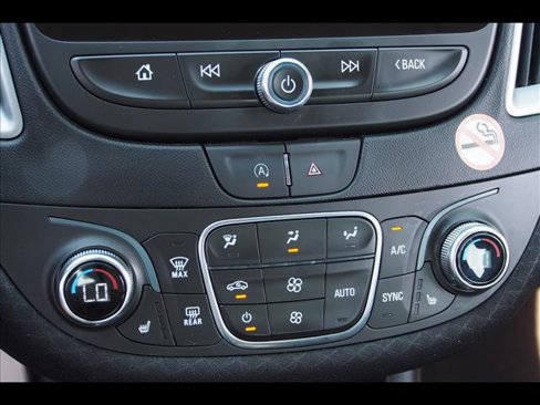 Used 2024 Chevrolet Malibu LT image 26