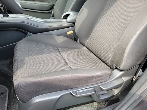 Used 2018 Honda HR-V LX image 15