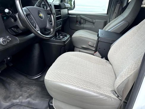 Used 2020 Chevrolet Express 2500 w/ Driver Convenience Package image 8