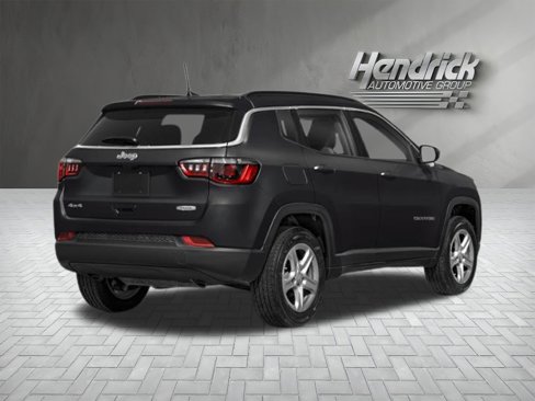 New 2025 Jeep Compass Latitude image 2