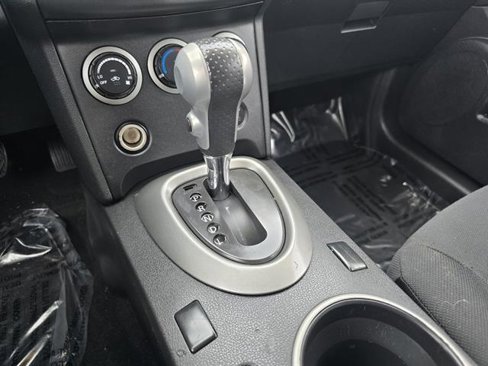 Used 2015 Nissan Rogue S image 5