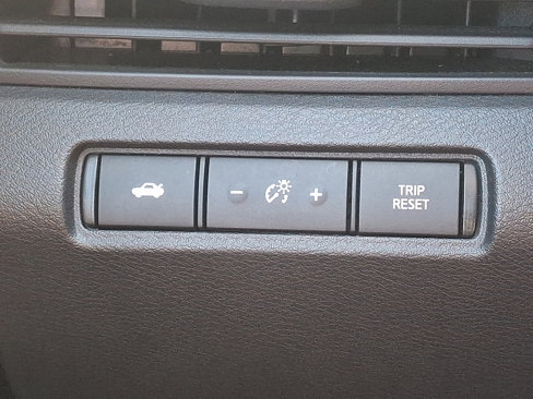 Used 2024 Nissan Altima 2.5 SV image 22