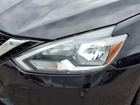 Used 2018 Nissan Sentra SV image 19