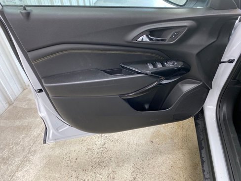New 2025 Chevrolet Trax LT w/ Driver Confidence Package image 31
