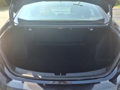 Used 2022 Chevrolet Malibu LT image 27