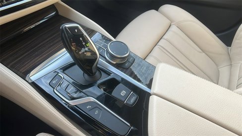 Used 2020 BMW 530i w/ Premium Package image 30