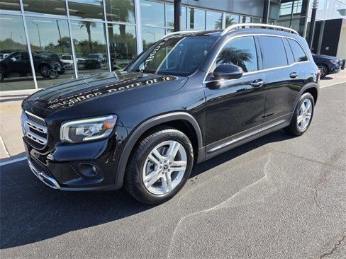 Certified 2020 Mercedes-Benz GLB 250 4MATIC w/ Premium Package image 2