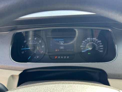 Used 2019 Ford Taurus SE image 22