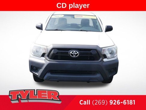 Used 2013 Toyota Tacoma 2WD Regular Cab image 2