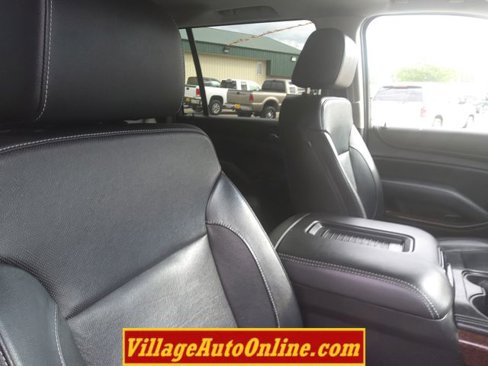 Used 2017 GMC Yukon XL SLT w/ Open Road Package image 32