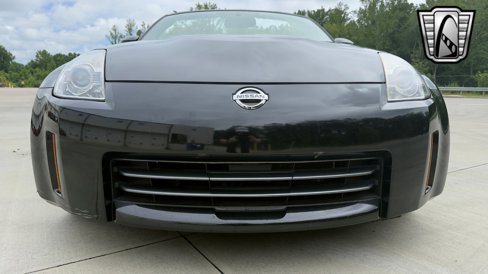 Used 2007 Nissan 350Z Touring image 5