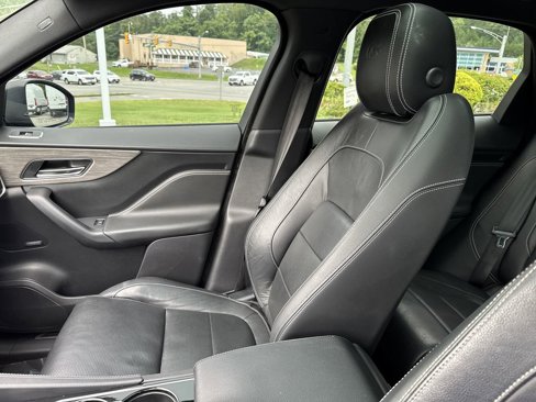 Used 2017 Jaguar F-PACE S image 30