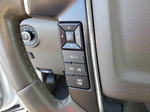 Used 2015 Lincoln Navigator L 4WD image 13