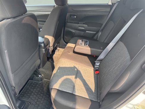 Used 2020 Mitsubishi Outlander Sport ES image 13