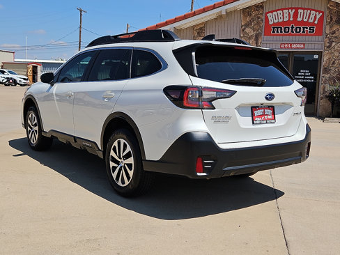 Used 2022 Subaru Outback Premium image 2