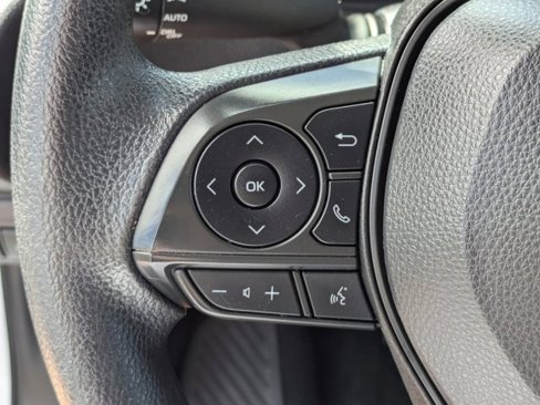 Used 2022 Toyota Corolla LE image 22