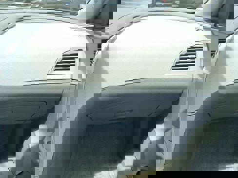 Used 2009 Chevrolet Malibu LS image 16