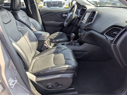 Used 2023 Jeep Cherokee Altitude Lux image 38