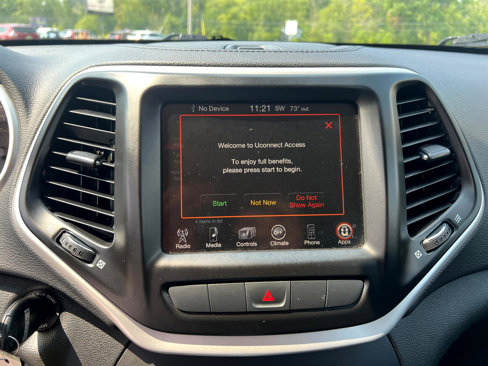 Used 2014 Jeep Cherokee Latitude w/ Cold Weather Group image 26
