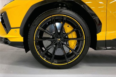 Used 2024 Lamborghini Urus S image 17