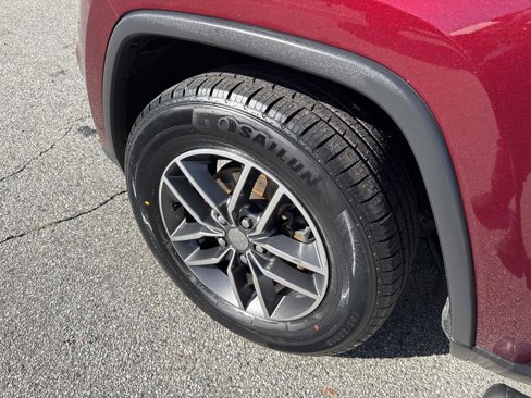 Used 2018 Jeep Grand Cherokee Limited w/ Luxury Group II image 9