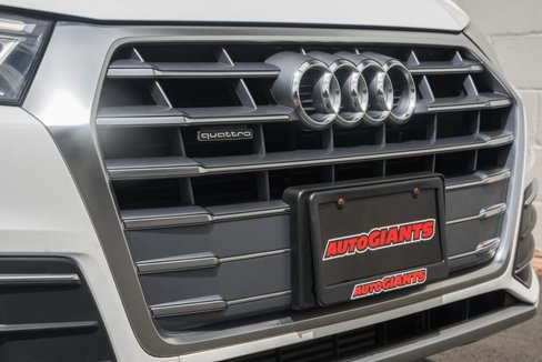 Used 2019 Audi Q5 2.0T Premium w/ Convenience Package image 16