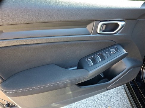 Used 2022 Honda Civic Sport image 12