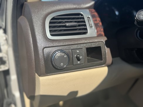 Used 2007 GMC Yukon Denali image 20