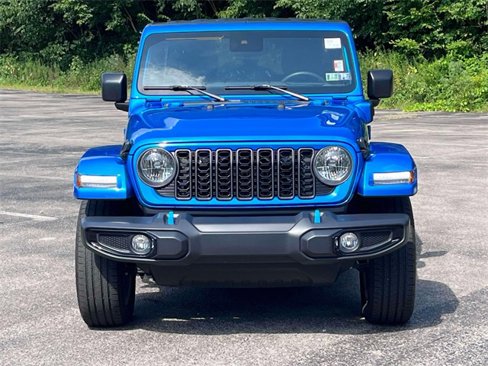 Used 2024 Jeep Wrangler Unlimited w/ Convenience Group image 8