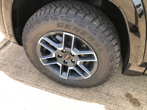 New 2026 GMC Terrain AT4 image 43
