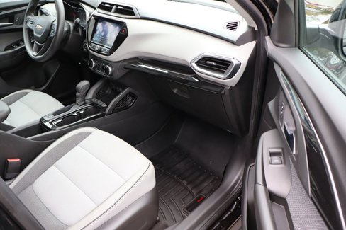 Used 2021 Chevrolet TrailBlazer LT w/ Convenience Package image 41