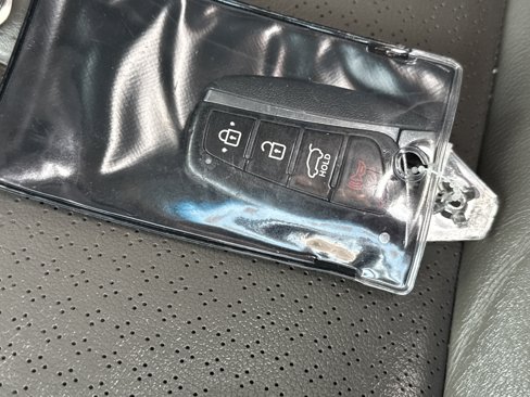 Used 2014 Hyundai Santa Fe GLS image 18