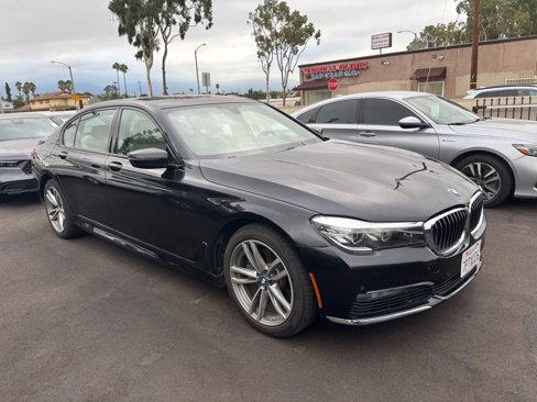 Used 2016 BMW 740i image 3