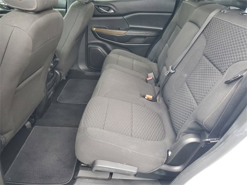 Used 2017 GMC Acadia SLE image 12