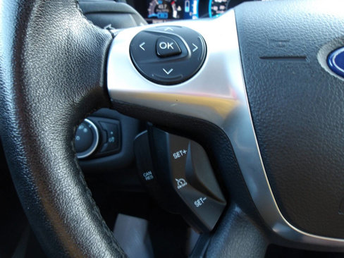 Used 2017 Ford C-MAX SE image 19