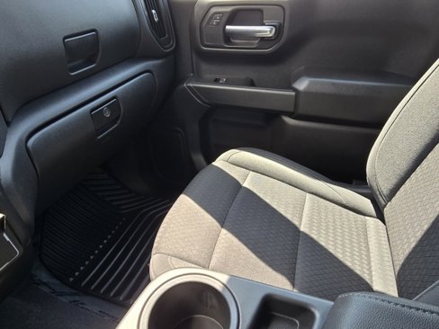 Used 2022 Chevrolet Silverado 1500 Custom image 22