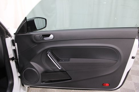 Used 2016 Volkswagen Beetle 1.8T S image 24