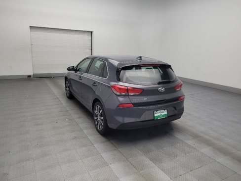 Used 2018 Hyundai Elantra GT image 5