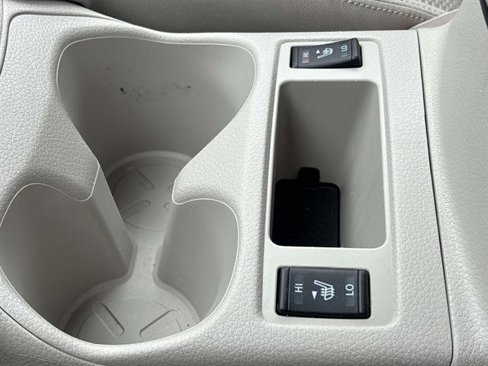 Used 2020 Nissan Rogue Sport SV w/ All-Weather Package image 24