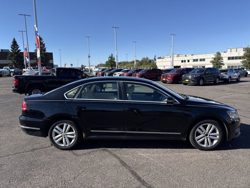 Used 2012 Volkswagen Passat TDI SE image 5