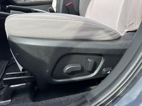 Used 2018 Subaru Forester 2.5i Premium w/ All-Weather Package image 23