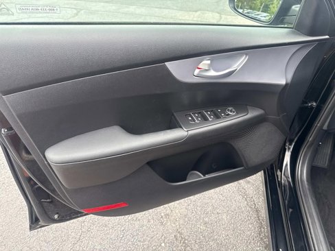 Used 2024 Kia Forte LX image 15