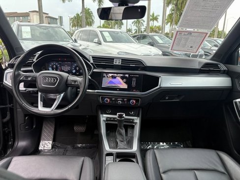 Used 2024 Audi Q3 2.0T Premium image 23