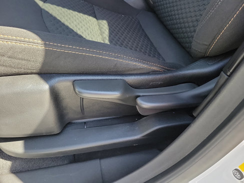 Used 2020 GMC Terrain SLE image 15