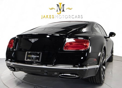 Used 2017 Bentley Continental GT image 12