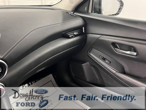 Used 2023 Nissan Sentra SV image 40