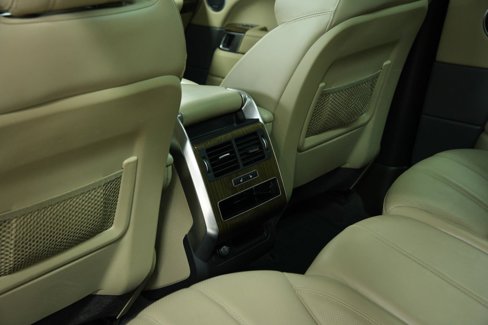 Used 2016 Land Rover Range Rover Sport HSE image 23